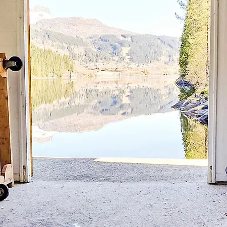 Дом отдыха 6 Person In *