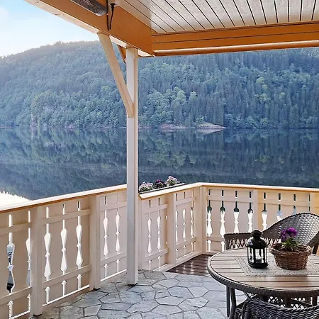 6 Person In Ferienhaus Bygstad